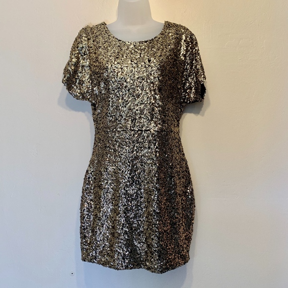HAODUOYI Dresses & Skirts - Haoduoy | NWT Gold Sequin Bodycon Mini Dress
